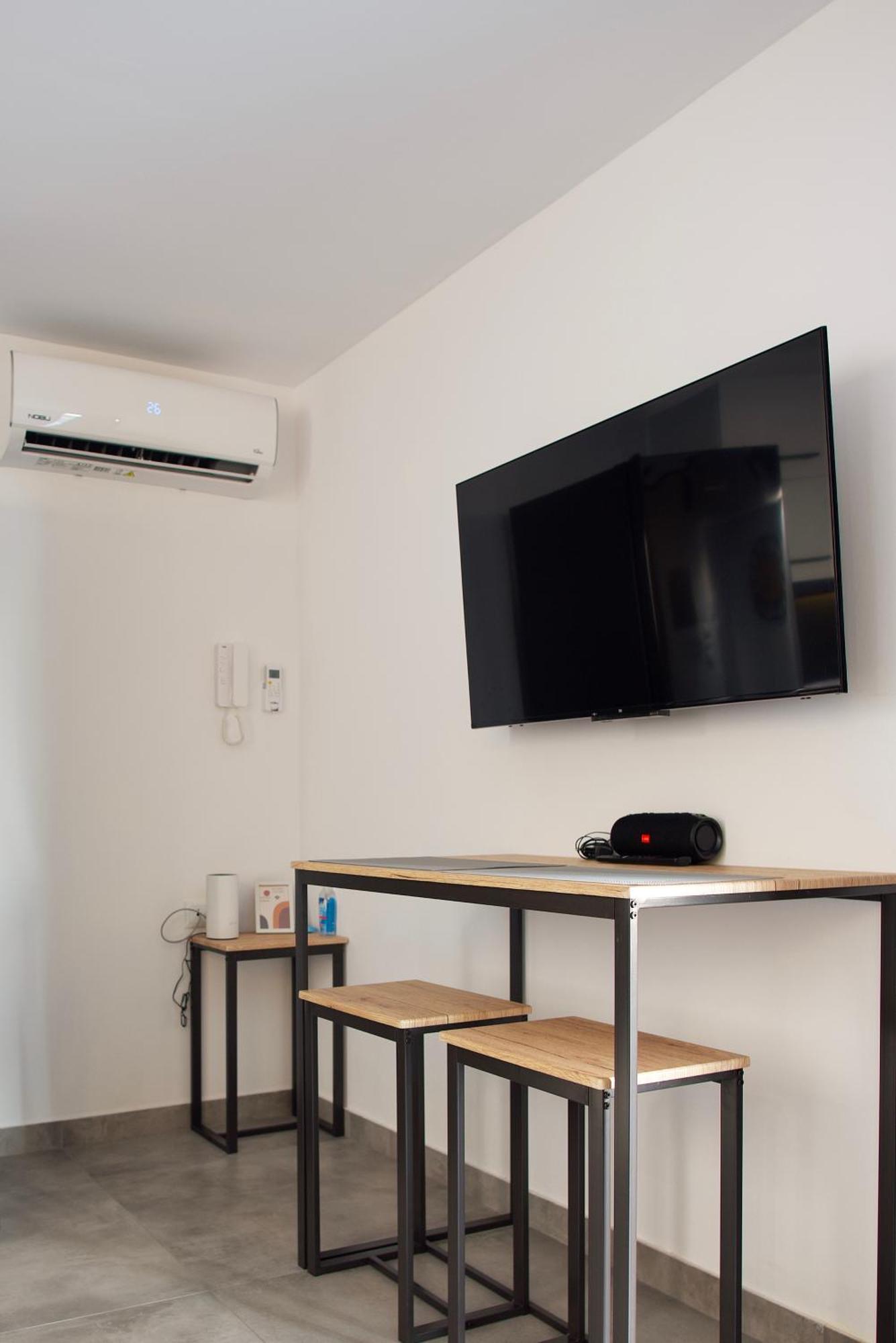 Kiriakos Apartment Каламата Екстериор снимка