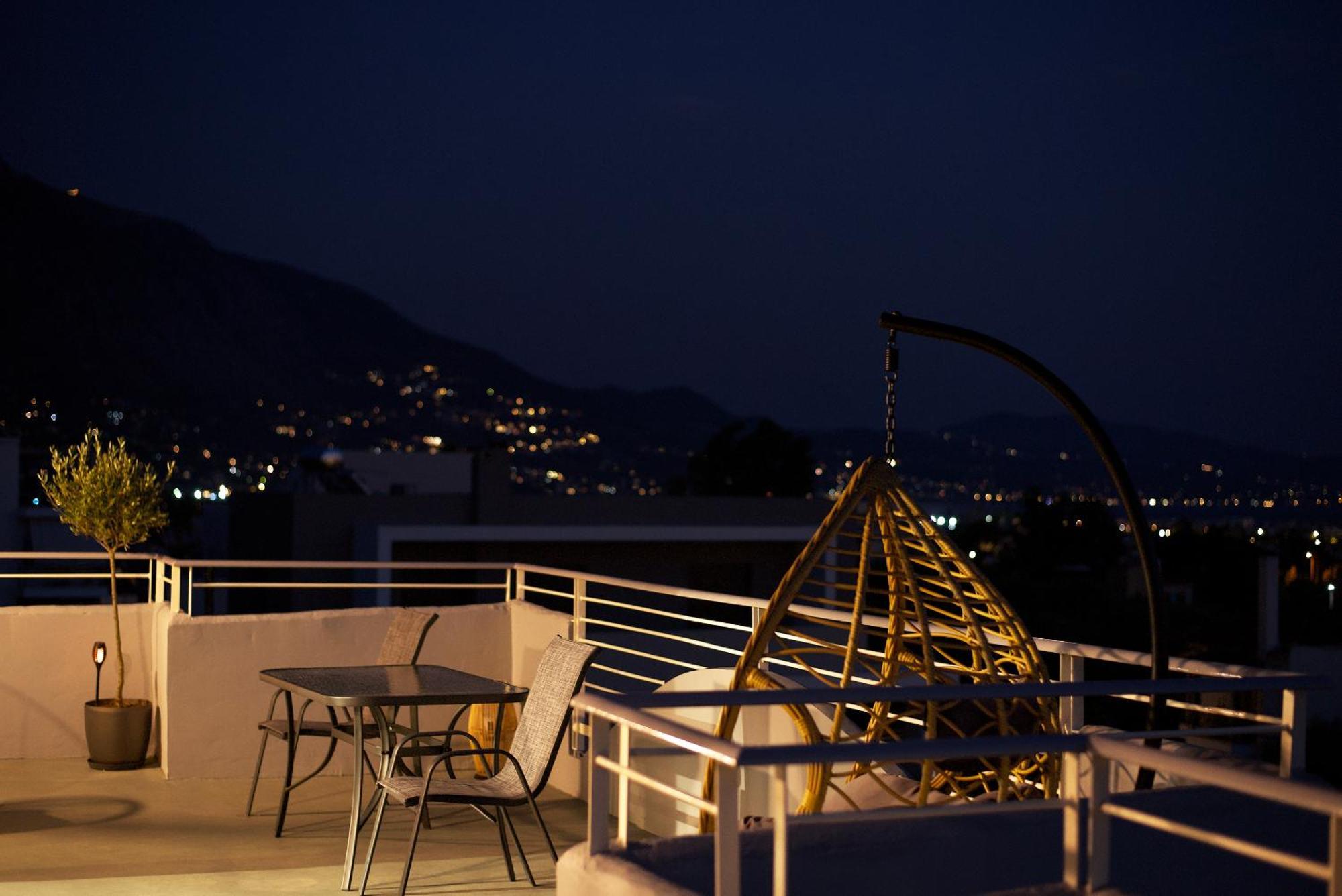 Kiriakos Apartment Каламата Екстериор снимка
